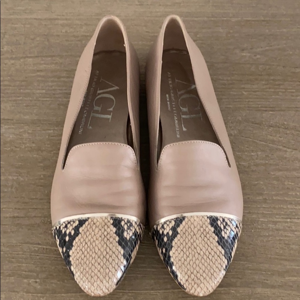 AGL Cap toe Loafer